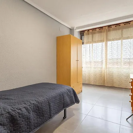Amazing Apartment In Torrevieja Apartamento Torrevieja